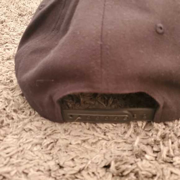 Effecx Black White Double Stitch Adjustable Mens Hat - Picture 4 of 6